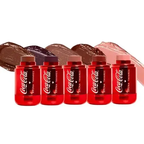 Blush Stick Coca-Cola - Bruna Tavares